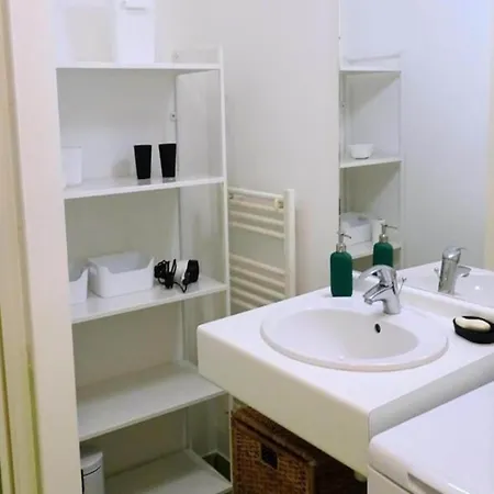 Appartement For 2 People Aix-les-Bains